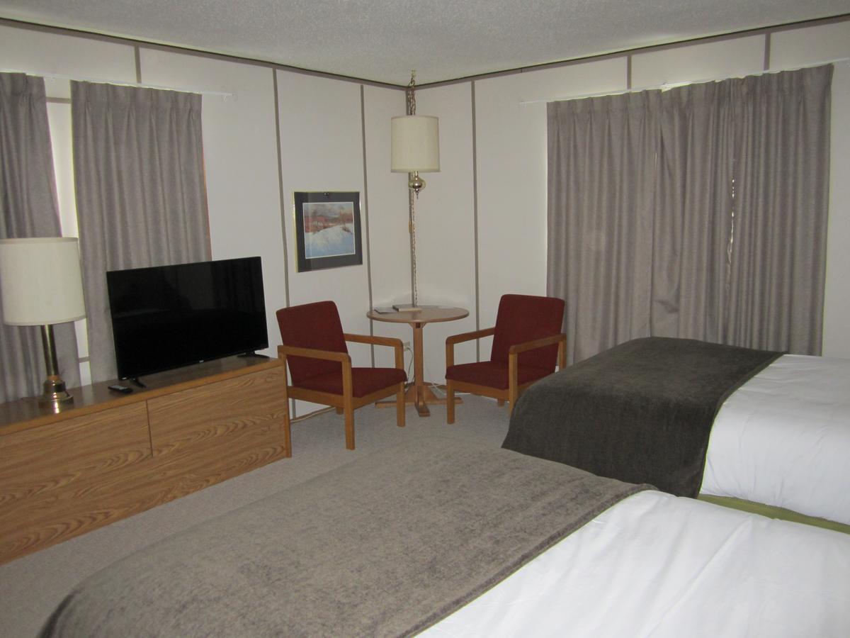 דוסון סיטי Triple J Hotel מראה חיצוני תמונה