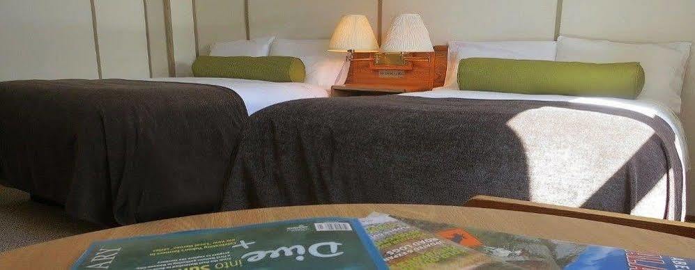 דוסון סיטי Triple J Hotel מראה חיצוני תמונה